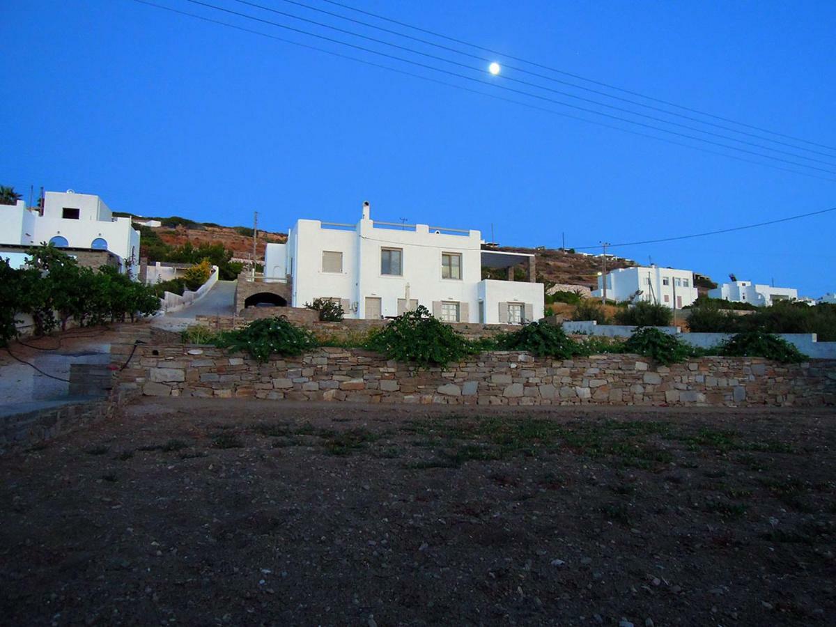 Nesaea Seafront House Villa Parasporos Exterior foto